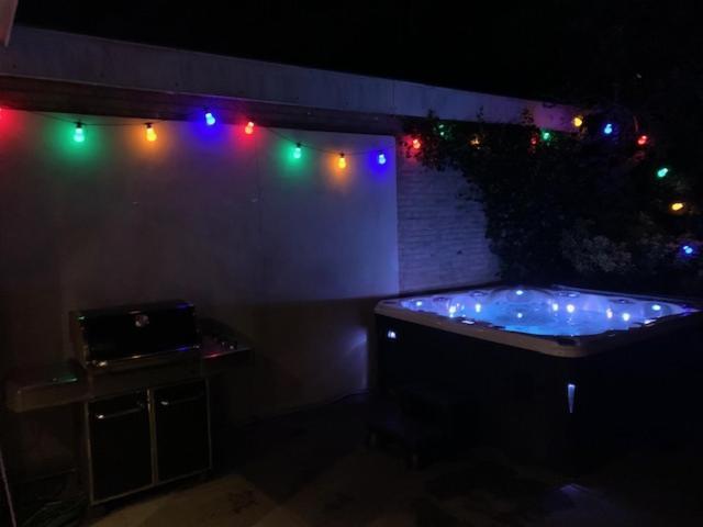Villa Cosy Central Incl Jacuzzi Near Trainstation, Beach And City Heemstede Esterno foto