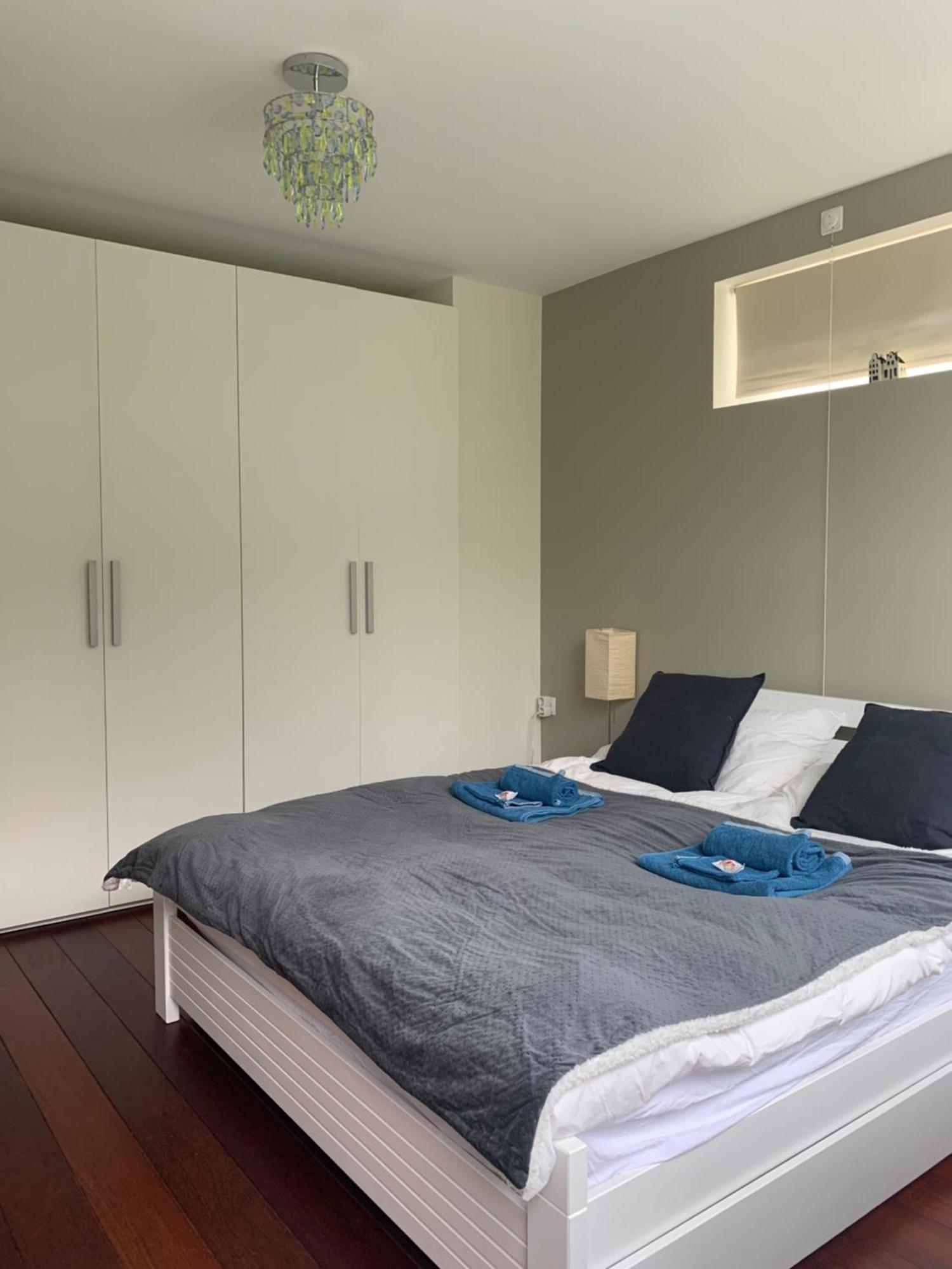 Villa Cosy Central Incl Jacuzzi Near Trainstation, Beach And City Heemstede Esterno foto